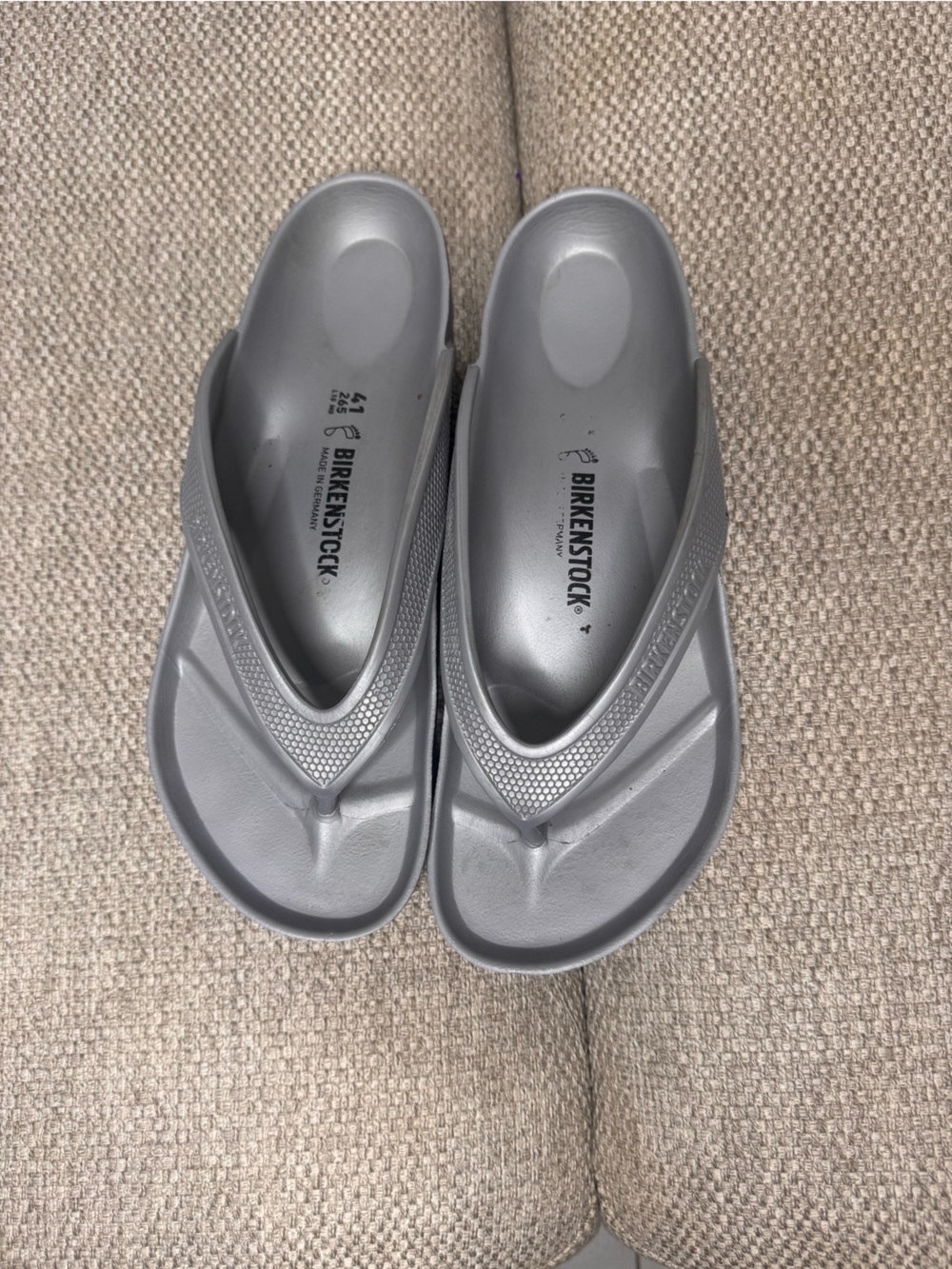 Birkenstock Honolulu Essentials EVA Flip-Flop Sandals Size EU 41 US 10 Silver